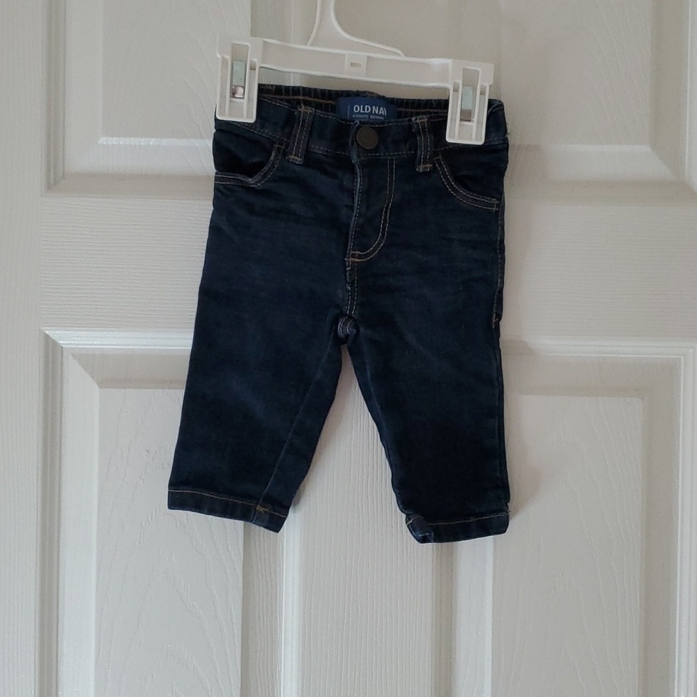 🍀Super Cute Old Navy Jeans Size 3-6 Months